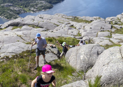 Outdoorlife Norway_Half-Day Lysefjord View Hike.20170630.13