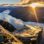 Preikestolen_sunrise_main