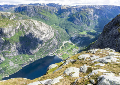 Outdoorlife Norway_Kjerag Preseason Hike.20170605.19 (1)